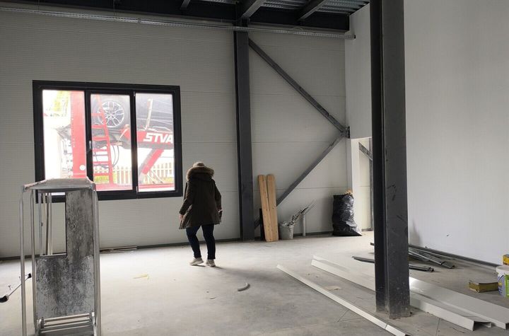 A1- Sos. Bucuresti Ciorogarla, spatiu 100 mp parter si 460 mp etaj 1 zona CEFIN PARC anunturi imobiliare Bucuresti