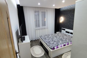 Apartament 3 camere de vanzare CALEA BUCURESTI - Arges anunturi imobiliare Arges