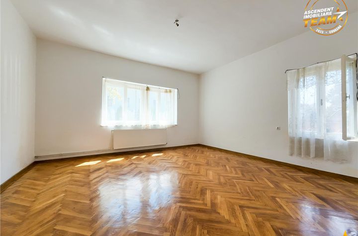 Apartament 3 camere de vanzare SEMICENTRAL - Covasna anunturi imobiliare Covasna