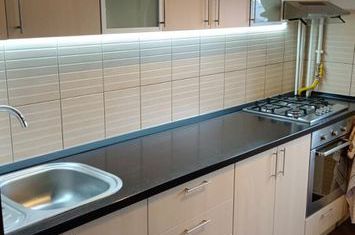 Decebal Piata Muncii apartament 2 camere anunturi imobiliare Bucuresti