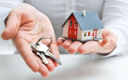 ANCPI: Numărul tranzacțiilor imobiliare, în scădere cu circa 3% față de începutul lui 2014