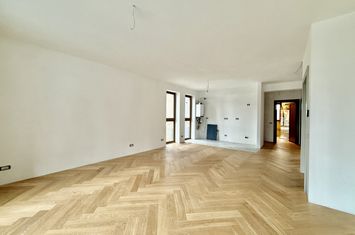 Apartament 3 camere de vanzare SINAIA - Prahova anunturi imobiliare Prahova