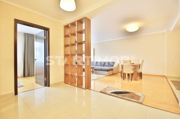 Apartament mobilat Central cu parcare anunturi imobiliare Brasov