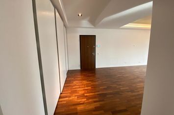 5-room apartment, building with swimming pool, Aviatorilor area anunturi imobiliare Bucuresti