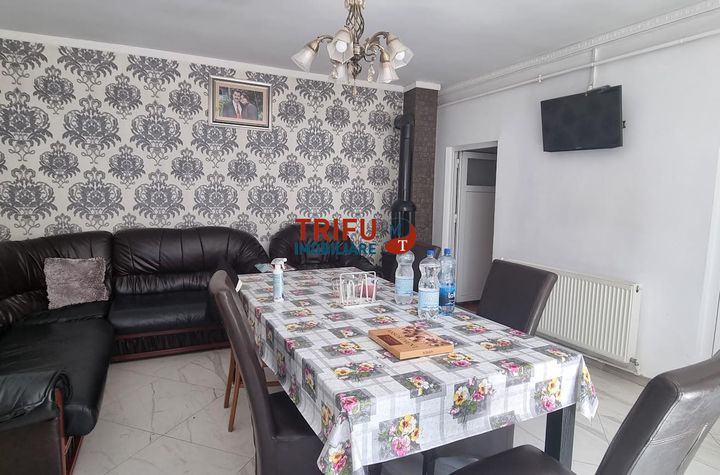 Casă - 5 camere de vanzare CENTRAL - Alba anunturi imobiliare Alba