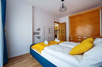 Apartament 2 camere cu parcare, zona Ceyrat anunturi imobiliare Bihor