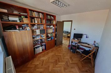 Apartament 4 camere de vanzare CENTRAL - Timis anunturi imobiliare Timis