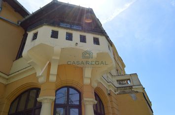 Cladire 4 nivele in centrul istoric anunturi imobiliare Bihor