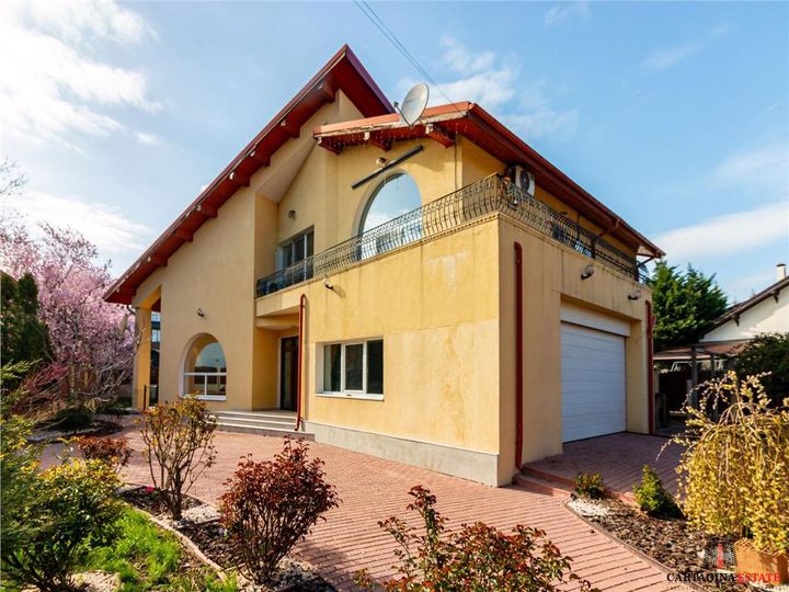 Casă - 8 camere de vanzare IANCU NICOLAE - Bucuresti anunturi imobiliare Bucuresti