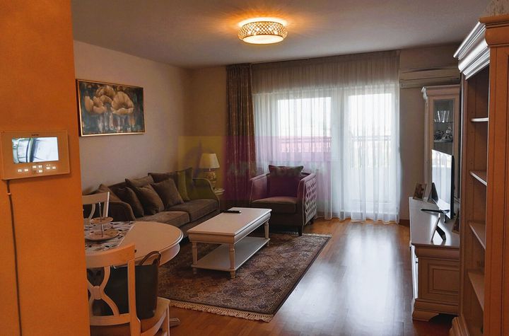 Piața Victoriei • 2 camere decomandate • vedere către Guvern anunturi imobiliare Bucuresti