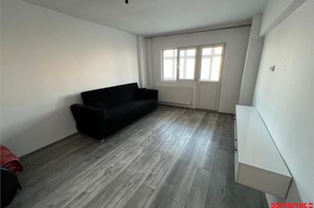 Apartament 2 camere de vanzare REPUBLICII - Bacau anunturi imobiliare Bacau