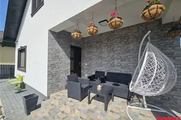 Casă - 3 camere de vanzare HEMEIUS - Bacau anunturi imobiliare Bacau
