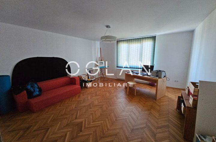 Vilă - 3 camere de vanzare SIBIU - Sibiu anunturi imobiliare Sibiu
