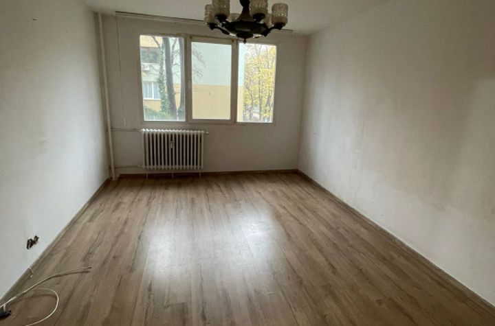 Apartament 3 camere de vanzare DRUMUL TABEREI - Bucuresti anunturi imobiliare Bucuresti