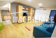 330 €, Garsonieră