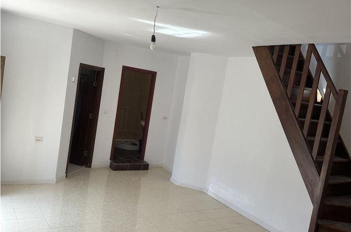 Apartament 3 camere de vanzare CENTRAL - Bihor anunturi imobiliare Bihor