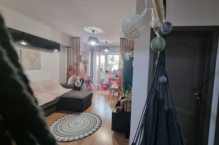 Apartament 3 camere de vanzare BACAU - Bacau anunturi imobiliare Bacau