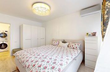 Apartament 3 camere de vanzare BERCENI - Bucuresti anunturi imobiliare Bucuresti