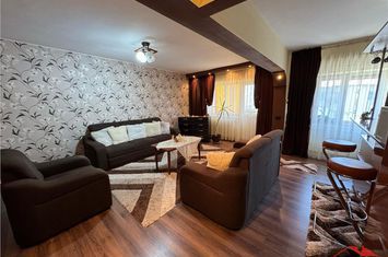 Apartament 3 camere de vanzare EST - Vrancea anunturi imobiliare Vrancea
