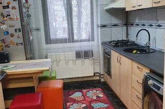 Apartament 3 camere de vânzare Bucuresti - Berceni