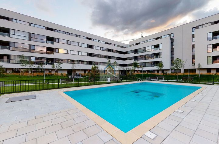 Vând apartament 3 camere Atria Urban Resort faza 2, Sos. Chitilei 242, bloc 2021, anunturi imobiliare Bucuresti