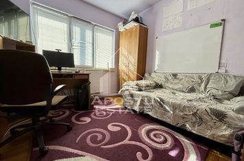 Apartament cu 3 camere, etajul 1, centrala proprie, zona Sagului anunturi imobiliare Timis