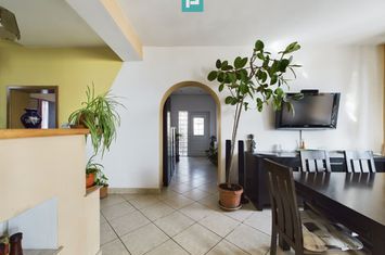Casă spațioasă în zona Blașcovici, Timișoara anunturi imobiliare Timis
