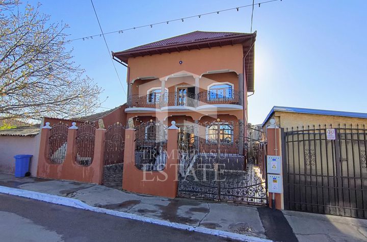 Vilă - 5 camere de vanzare MEDGIDIA - Constanta anunturi imobiliare Constanta