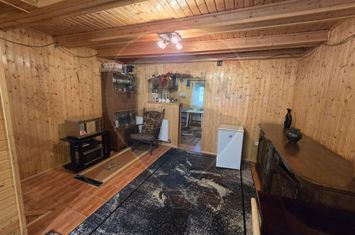 Cabana de vanzare pe Valea Avrigului anunturi imobiliare Sibiu