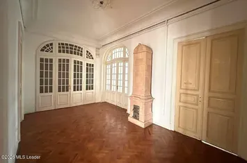 B-dul Carol 59, 222 mpu, 9 camere, etaj 1 din 3, balcoane 14 mp anunturi imobiliare Bucuresti