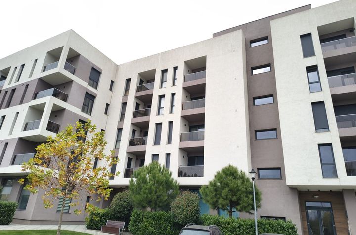 Chirie, 2 camere, West Residence. 430 E/lună (neg). Comision 0 anunturi imobiliare Bihor