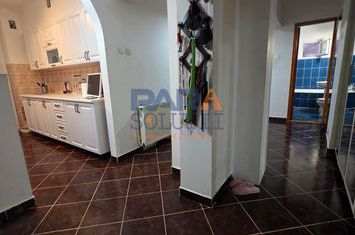 Apartament 3 camere - ULTRACENTRAL anunturi imobiliare Neamt