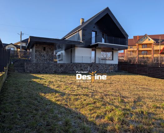 Vilă 7 cam Iasi, 105 mp, P+1