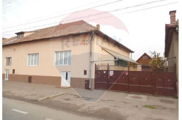 Casă de vanzare 3 camere Gherla anunturi imobiliare Cluj
