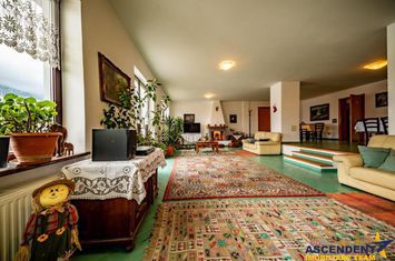 Apartament 16 camere de vanzare BRAN - Brasov anunturi imobiliare Brasov