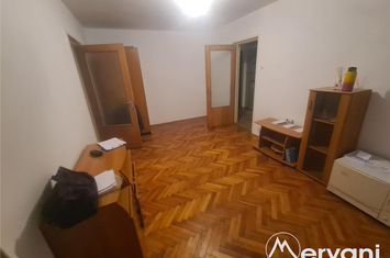 Apartament 2 camere de vanzare CENTRU - Prahova anunturi imobiliare Prahova