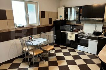 Vilă - 4 camere de vanzare MICRO 2 - Dambovita anunturi imobiliare Dambovita