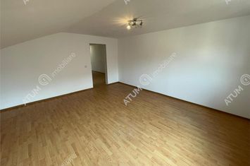 Casă - 5 camere de vanzare TREI STEJARI - Sibiu anunturi imobiliare Sibiu