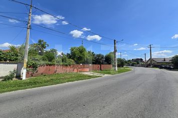 Casă - 3 camere de vanzare TITU - Dambovita anunturi imobiliare Dambovita