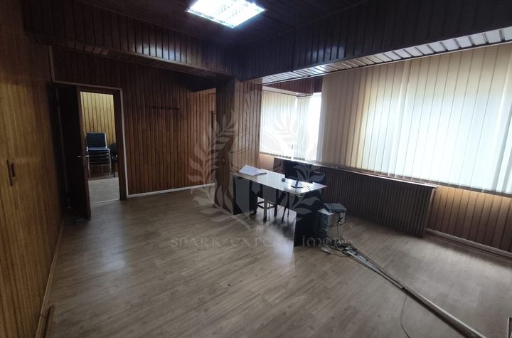 CLADIRE BIROURI\\ULTRACENTRAL anunturi imobiliare Prahova