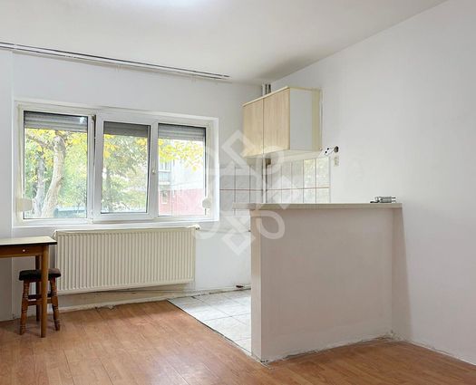 Garsonieră Rogerius, 18 mp