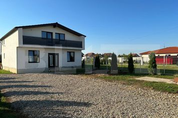 Vilă - 5 camere de vanzare SATU MARE - Satu Mare anunturi imobiliare Satu Mare