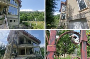 Vilă - 9 camere de vanzare BACAU - Bacau anunturi imobiliare Bacau