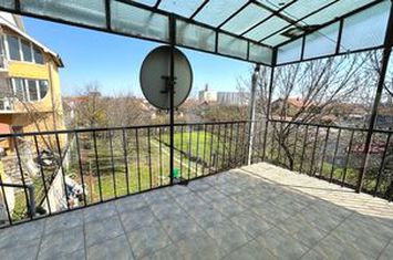 Vilă - 6 camere de vanzare IOSIA - Bihor anunturi imobiliare Bihor