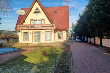 VILA CARTIER ALBERT//SUPRAFATA TEREN 3800MP//BULEVARDUL REPUBLICII anunturi imobiliare Prahova