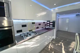 Apartament 4 camere de vânzare Bucuresti - Aparatorii Patriei