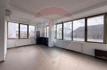 Birou luminos 70 mp în clădire modernă, zona Calea Dumbrăvii Sibiu anunturi imobiliare Sibiu