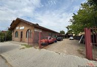 1.400 €, Spațiu comercial