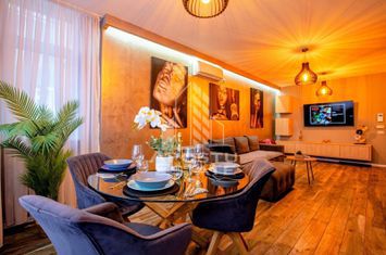 Apartament cu 2 camere, Zona Semicentrala anunturi imobiliare Timis