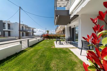 Paralia Ofriniou — apartament 33,45 mp la 80 m de mare anunturi imobiliare Grecia